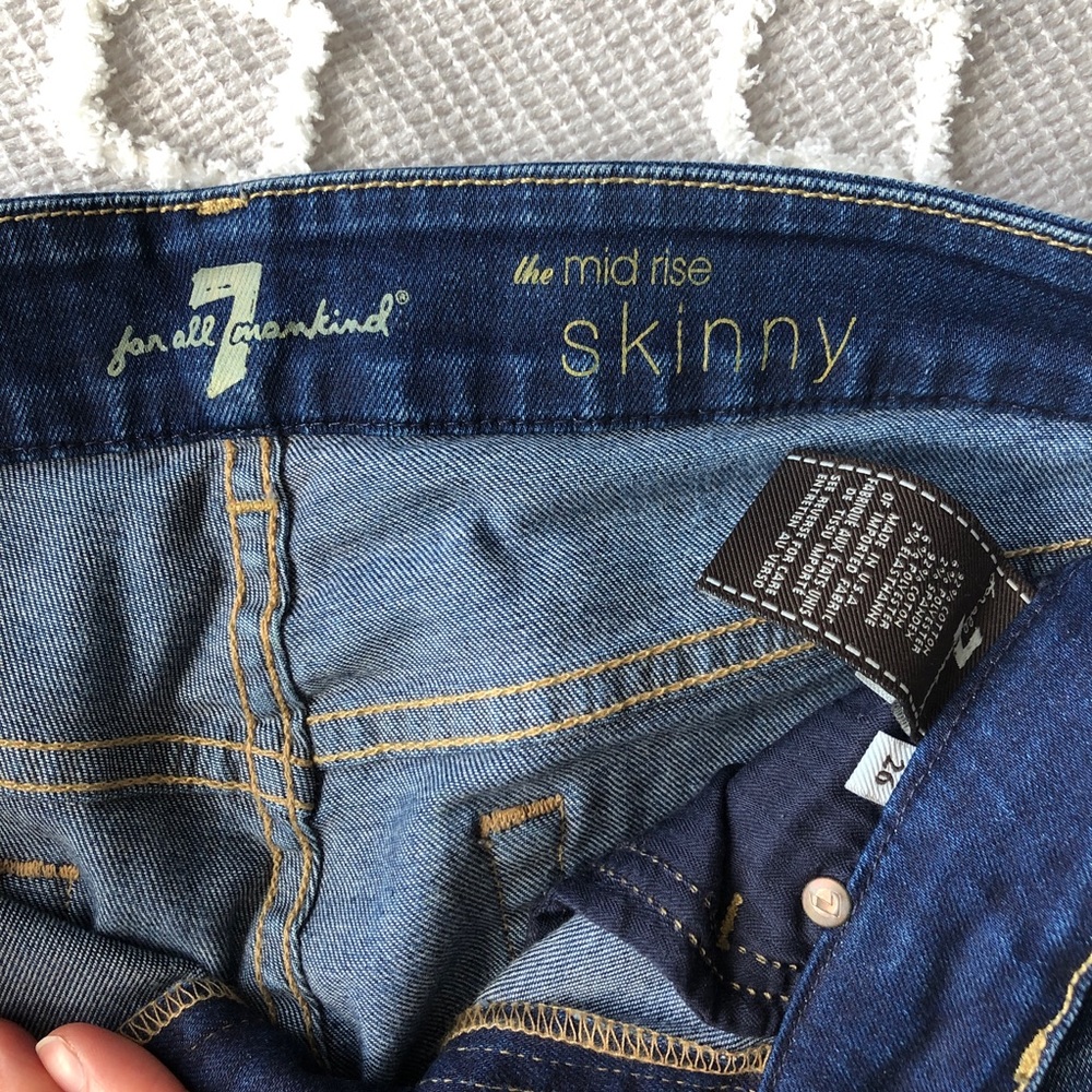 7 for All Mankind Geneva Mid Rise Skinny Jeans - Picture 6 of 8